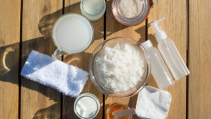 त्वचेच्या असंख्य समस्यांपासून आराम मिळवून देईल तांदूळ तुरटीचा फेसमास्क, त्वचा आतून राहील हायड्रेट