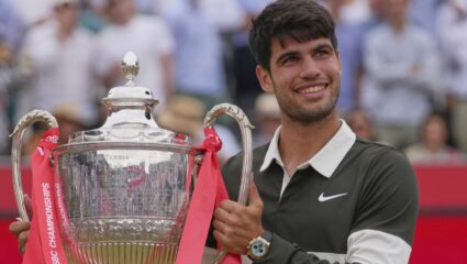 कार्लोस अल्काराज काही थांबेना! HSBC Championship 2025 मध्ये जिरी लेहेचकाला पराभूत करत पटकावले जेतेपद… 