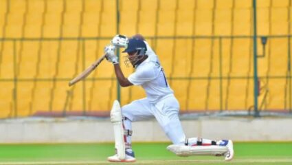 IND vs ENG : कसोटी मालिकेत डच्चू, आता इंग्लंडमध्ये पदर्पणात ठोकले शतक; भारताच्या ‘या’ खेळाडूने गाजवले मैदान.. 