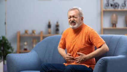 पावसाळ्यात वारंवार पोटात दुखत असेल तर ‘हे’ घरगुती उपाय करून लगेच मिळवा आराम, पचनाची समस्या होईल कायमची दूर