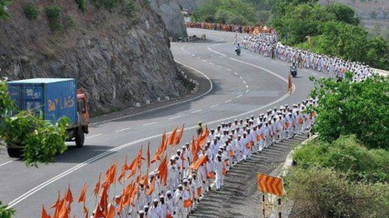 सासवड: सप्तचक्रांची (मूलाधार ते शून्यचक्र) प्राणायामने होणारी जागृर्ती आणि सोपानदेवांचे दर्शन म्हणजे सासवड. 