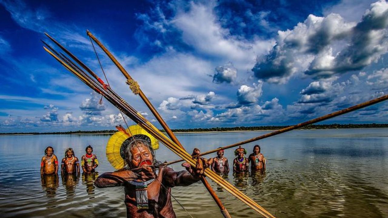 जगातली एकमेव जमात जिथे कुटुंबात मृत्यू झाला तर महिलांना भोगावी लागते शिक्षा; शरीराचा हा भाग कापून व्यक्त करतात दुःख
