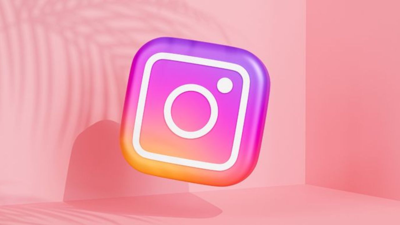 आता तुमच्या प्रियजनांच्या प्रोफाईलवरही दिसणार तुमची Instagram पोस्ट, टॅग किंवा मेंशन नाही तर अशा प्रकारे करा Collab