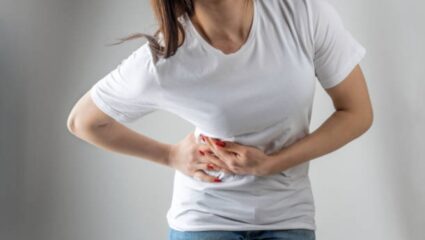 Liver सडण्याआगोदर दिसतात ‘ही’ सुरवातीची लक्षणं, थोडासाही बदल अनुभवताच पाहिलं गाठा डॉक्टरला