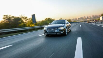 BMW, Jaguar सारख्या लक्झरी ब्रँड्सना ‘या’ कंपनीने चारली धूळ, धडाधड विकल्या जातात कार्स