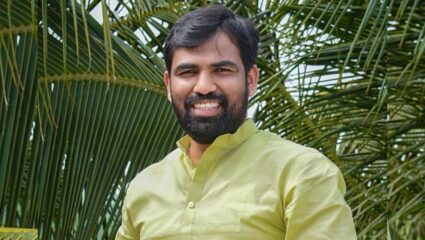 Solapur BJP Politics: सोलापूरच्या राजकारणात भाजपचा जीव उपऱ्या राम सातपुतेंमध्ये का अडकलाय?