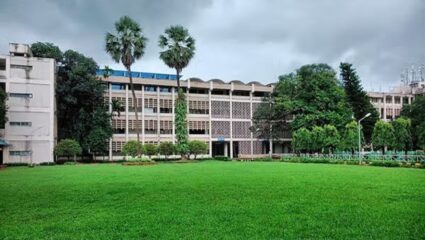 IIT Bombay: धक्कादायक! IITबॉम्बेमध्ये अज्ञात व्यक्तीचे वास्तव्य …; 14 दिवसांनंतर अटक