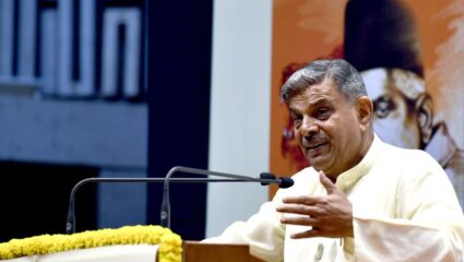 ‘धर्मनिरपेक्ष’ आणि ‘समाजवादी’ शब्दांवर खुला वादविवाद व्हावा; RSSच्या मागणीने नव्या वादाची ठिणगी, काँग्रेसचे उत्तर