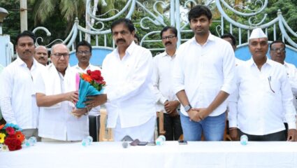 Jayant Patil News: साखर कामगारांच्या पगारवाढीचा निर्णय लवकरच; जयंत पाटलांचे सूचक विधान