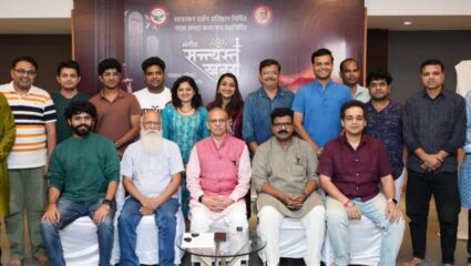 स्वातंत्र्यवीर सावरकर यांच्या लिखाणाने सजलेलं ‘संगीत संन्यस्त खड्ग’ नाटक नव्या रुपात येतंय, केव्हा आणि कुठे होणार पहिला प्रयोग ?