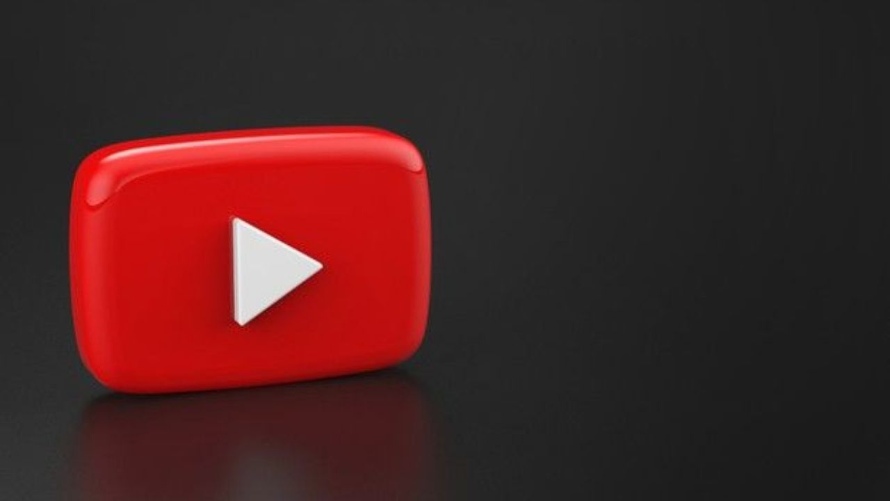 YouTube वर 2.5 अब्जाहून अधिक युजर्स जोडले आहेत, ते टॉप 10 सोशल मीडिया अ‍ॅप्सपैकी एक आहे. ट्यूटोरियलपासून ते मनोरंजनापर्यंत, या प्लॅटफॉर्मवर प्रत्येकासाठी काहीतरी आहे. 
