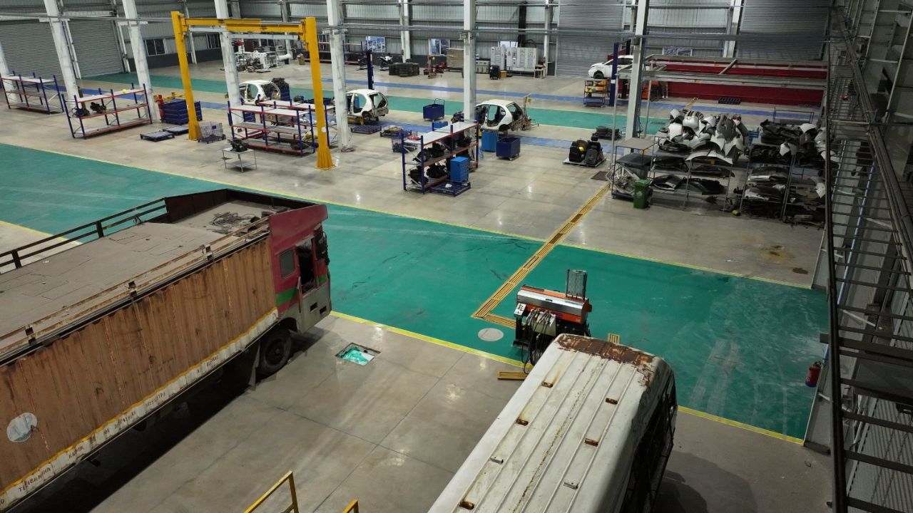 लखनऊ आणि रायपूरमध्ये टाटा मोटर्सकडून ‘Re.Wi.Re’ वाहन स्क्रॅपिंग केंद्रांचे उद्घाटन