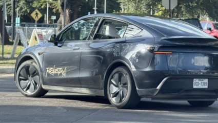 Tesla Robotaxi: लाँच होऊन विवादात फसली टेस्ला रोबोटॅक्सी, सरकारी एजन्सीद्वारे तपासणी सुरू