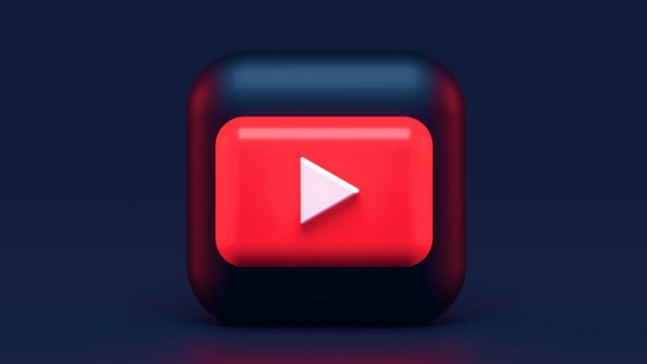 येथे URL पेस्ट करून डाऊनलोडवर क्लिक करा. 
