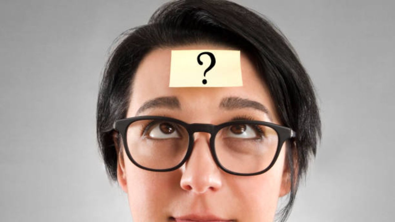 Forehead Personality: कपाळावर दडली आहेत अनेक रहस्ये; तुमचं कपाळ सांगेल तुम्ही किती भाग्यवान आहात ते...