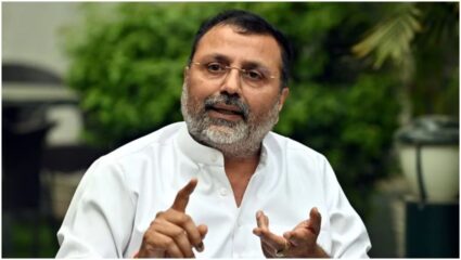 ‘तुम्ही आमच्या भाकरीवर जगता’, निशिकांत दुबेने तोडले अकलेचे तारे; महाराष्ट्रवासीयांचा पाणउतारा…मराठी माणसा आता तरी हो जागा!