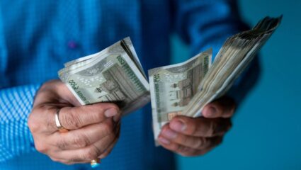 १ ऑगस्टपासून UPI, LPG, क्रेडिट कार्डसह ‘हे’ महत्वाचे नियम बदलणार, जाणून घ्या