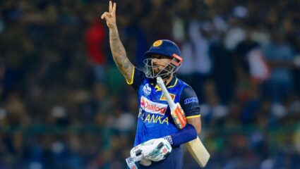 SL vs BAN : 5 चौकार, 3 षटकार, 30 वर्षीय फलंदाजाने बांग्लादेशला धुतलं! श्रीलंकेने 7 विकेट्सने सामना जिंकला