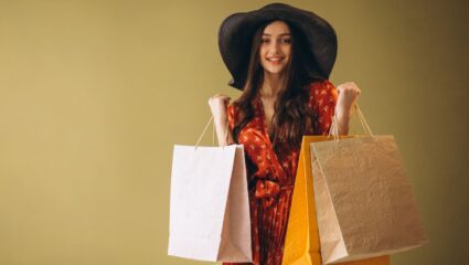 Fashion Day : आजचा ‘हा’ दिवस म्हणजे तुमची वेगळी ओळख जगासमोर मांडण्याचा खास दिवस