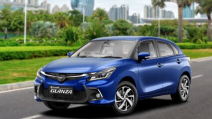 Toyota Glanza आता झाली अधिकच सुरक्षित ! सगळ्या व्हेरिएंटमध्ये मिळाला ‘हा’ सेफ्टी फिचर
