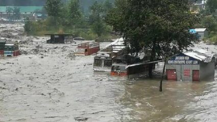 हिमाचल प्रदेशात पावसाचा हाहा:कार; तब्बल 435 रस्ते बंद, 125 हून अधिक नागरिकांचा मृत्यू