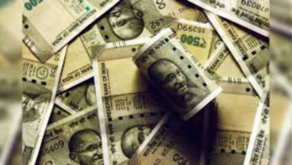 यवतमाळमध्ये काळा पैसा पांढरा करण्याचा प्रकार उघड; मजुरांच्या खात्यातून 100 कोटींची उलाढाल, पोलिसांचा सहभाग