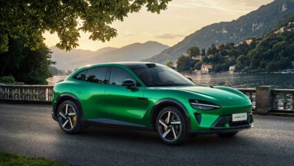 असा रेकॉर्ड पुन्हा होणे नाही ! ‘या’ चिनी Electric Car ने फक्त 3 मिनिटात मिळवली 2 लाख प्री-ऑर्डर