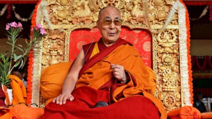 Dalai Lama : भारताच्या भूमीवर दलाई लामांचा उत्तराधिकारी नेमणूक चीनला का सतावतेय? नक्की काय आहे धोरण, वाचा सविस्तर