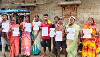 बिहारच्या मतदार याद्यांमध्ये नेपाळ, बांगलादेशी, म्यानमारच्या नागरिकांची नावं; ISR मधून धक्कादायक माहिती समोर