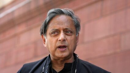 पाकिस्तानमध्ये नक्की तेलाचे साठे आहेत का? पाकिस्तानसोबतच्या ट्रम्प यांच्या करारावर शशी थरूर यांची प्रतिक्रिया म्हणाले…