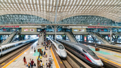 India Bullet Train: मुंबई-अहमदाबाद बुलेट ट्रेन कधी धावणार? रेल्वे मंत्र्यानी स्पष्टच सांगितले…
