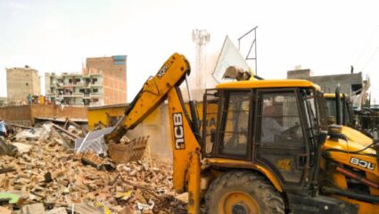 Pimpri News: हिंजवडीत अनधिकृत बांधकामांवर कारवाई सुरू; आठ जणांविरोधात गुन्हे दाखल
