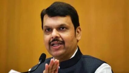 Pravin Gaikwad Attack: प्रवीण गायकवाडांवरील हल्ला प्रकरण पोहोचले विधानसभेत; CM फडणवीस म्हणाले, “ते फिर्याद देण्यास…”