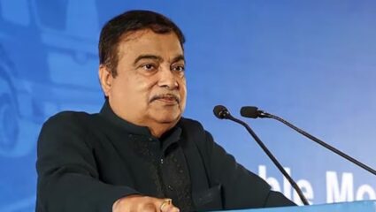 Nitin Gadkari : “कधीही तिसरं महायुद्ध सुरू होऊ शकते, ज्याचं पोट रिकामं आहे…”, नितीन गडकरी यांनी दिला इशारा