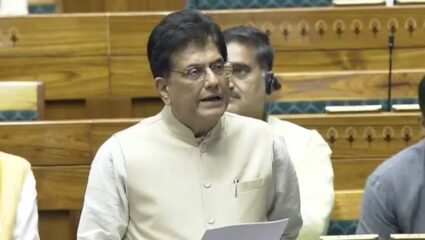 Parliament Session : ‘शेतकरी, एमएसएमई, व्यावसायिकांना…’, अमेरिकेच्या टॅरिफवर पियुष गोयल यांचा महत्त्वपूर्ण निर्णय