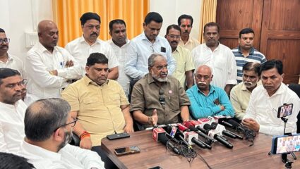 शक्तिपीठ महामार्गाच्या माध्यमातून ढपला पाडायचा उद्योग सुरु; राजू शेट्टींचा निशाणा