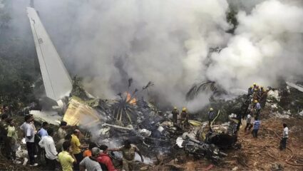 Russia Plane Crash: अहमदाबादची पुनरावृत्ती! पुन्हा विमान कोसळलं अन् सगळे ठार, रशियातील बेपत्ता विमानातील 49 जणांचा मृत्यू?
