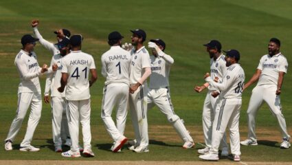 IND Vs ENG : लंच ब्रेकपर्यंत इंग्लंड बॅक फुटवर! दोन्ही सलामीवीर माघारी, भारतीय गोलंदाजांनी उडवली दाणादाण…