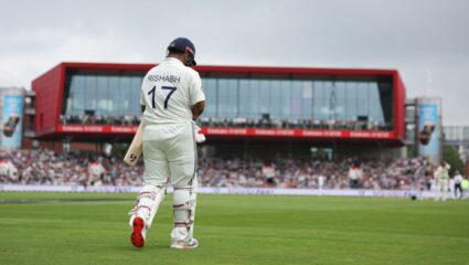 IND vs ENG 4th Test : जखमी ऋषभ पंतची ऐतिहासिक डरकाळी; WTC मध्ये सर्वाधिक धावा करणारा बनला पहिला भारतीय खेळाडू