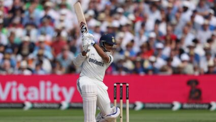 IND Vs ENG : यशस्वी जयस्वाल एक्सप्रेस सुसाट! इंग्लंडविरुद्ध तब्बल ५१ वर्षांचा विक्रम केला खालसा 