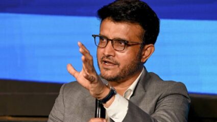 ‘आता तर तुझी लाज वाटायला लागली…’, भारत-पाक सामन्याच्या ‘त्या’ विधानावरून सौरव गांगुली ट्रोल