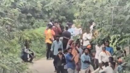 Buldhana : अतिक्रमण काढण्यासाठी गेलेल्या वनकर्मचारी, पोलिसांवर दगडफेक, 20 ते 25 कर्मचारी जखमी