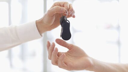 हीच कार खरेदी करण्याची सुवर्णसंधी ! MG Motors कडून मिळतंय 3.5 लाखांपर्यंतचे डिस्काउंट