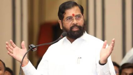 Ganeshotsav 2025 : गणेश मंडळांना मोठा दिलासा! लोढांच्या प्रयत्नांना यश; खड्ड्यावरील वाढीव दंड रद्द