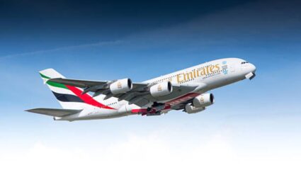 आता हवेत उडायची वेळ आली ! Emirates Airline मध्ये नोकरी करण्याची हवाई संधी, पगार 2 लाखांपेक्षा जास्त