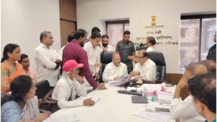 शांतीदूत गृहनिर्माण सोसायटीची कार्यकारिणी समिती बरखास्त करण्याच्या निर्णयाला एसआरएची स्थगिती