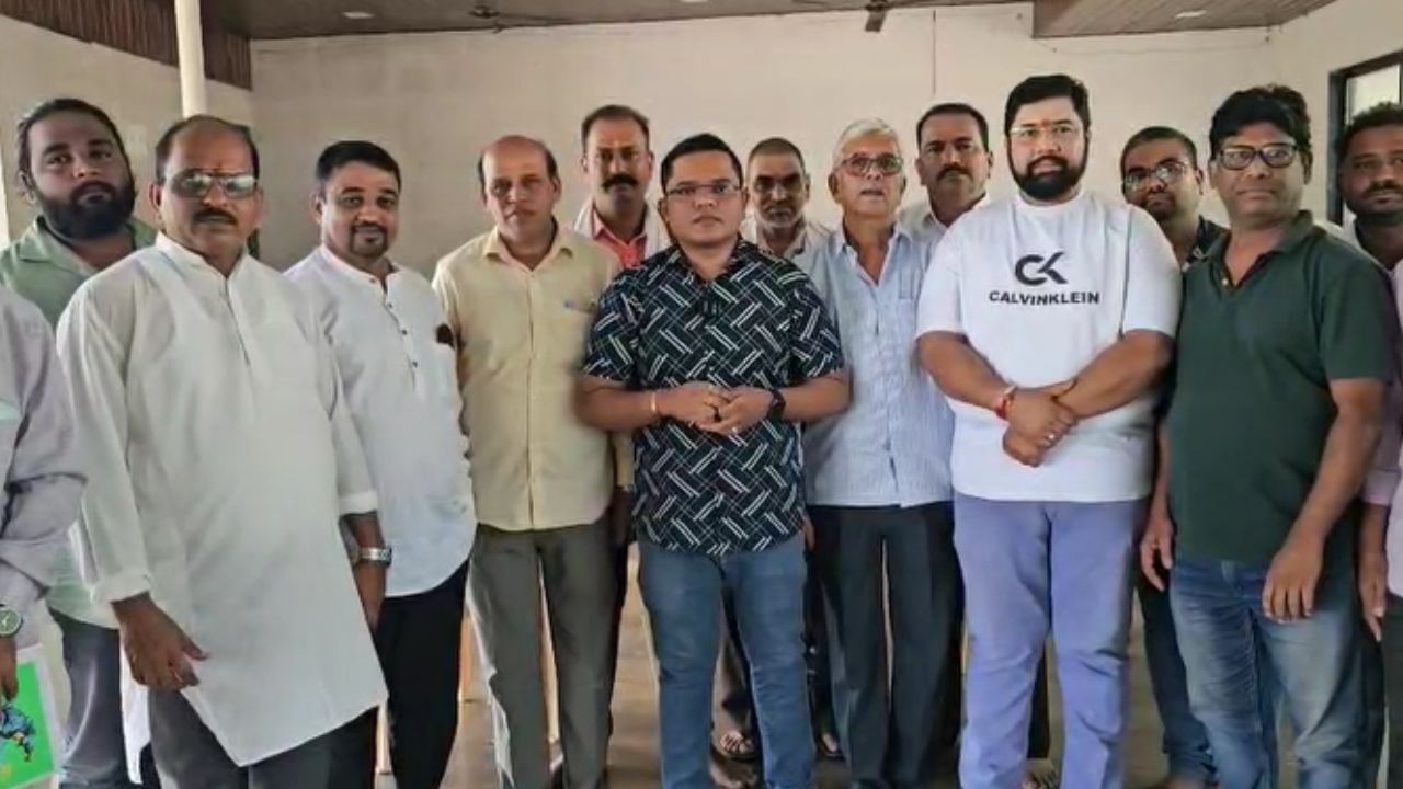 Karjat News Smart Meters Will Not Be Allowed To Be Installed In Karjat Sangharsh Samiti Warns