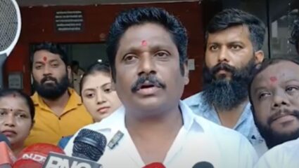 Kalyan : डेंग्यूमुळे तरुणाच्या मृत्यूनंतर मनसेचे केडीएमसीत आंदोलन