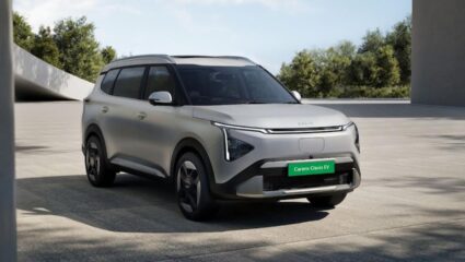 भारतात Kia Carens Clavis EV लाँच, मिळणार 490km ची दमदार रेंज, किंमत…