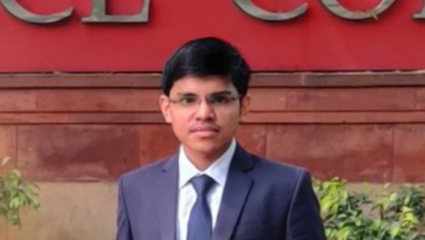 “वडिलांनी घर विकलं… मुलगा झाला आयएएस!” प्रदीप सिंह याची संघर्षगाथा